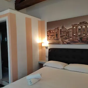 Affittacamere Relais Arco Della Pace, Roma