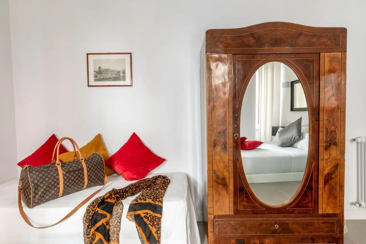 Guesthouse Serafino Rome 2*,